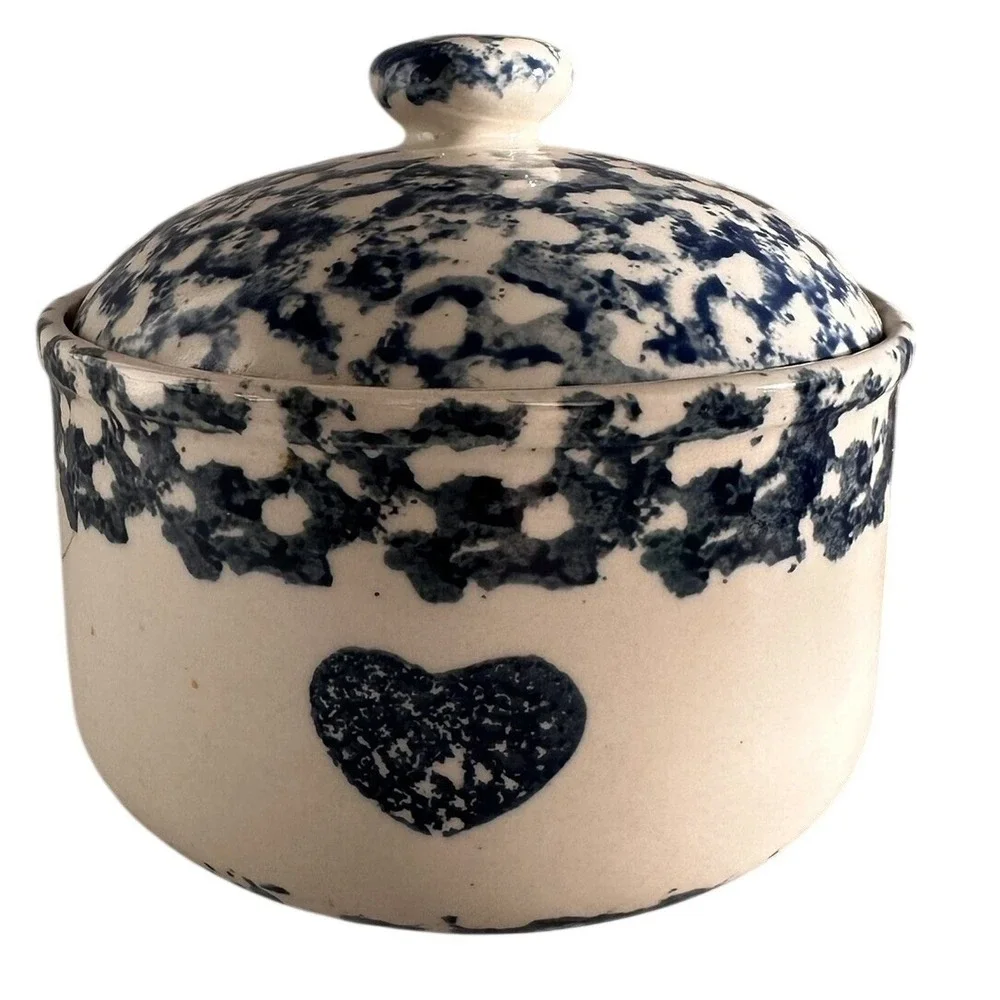 Tienshan Folk Craft Sponge Grease Jar Blue White Stoneware Lidded Crock Heart